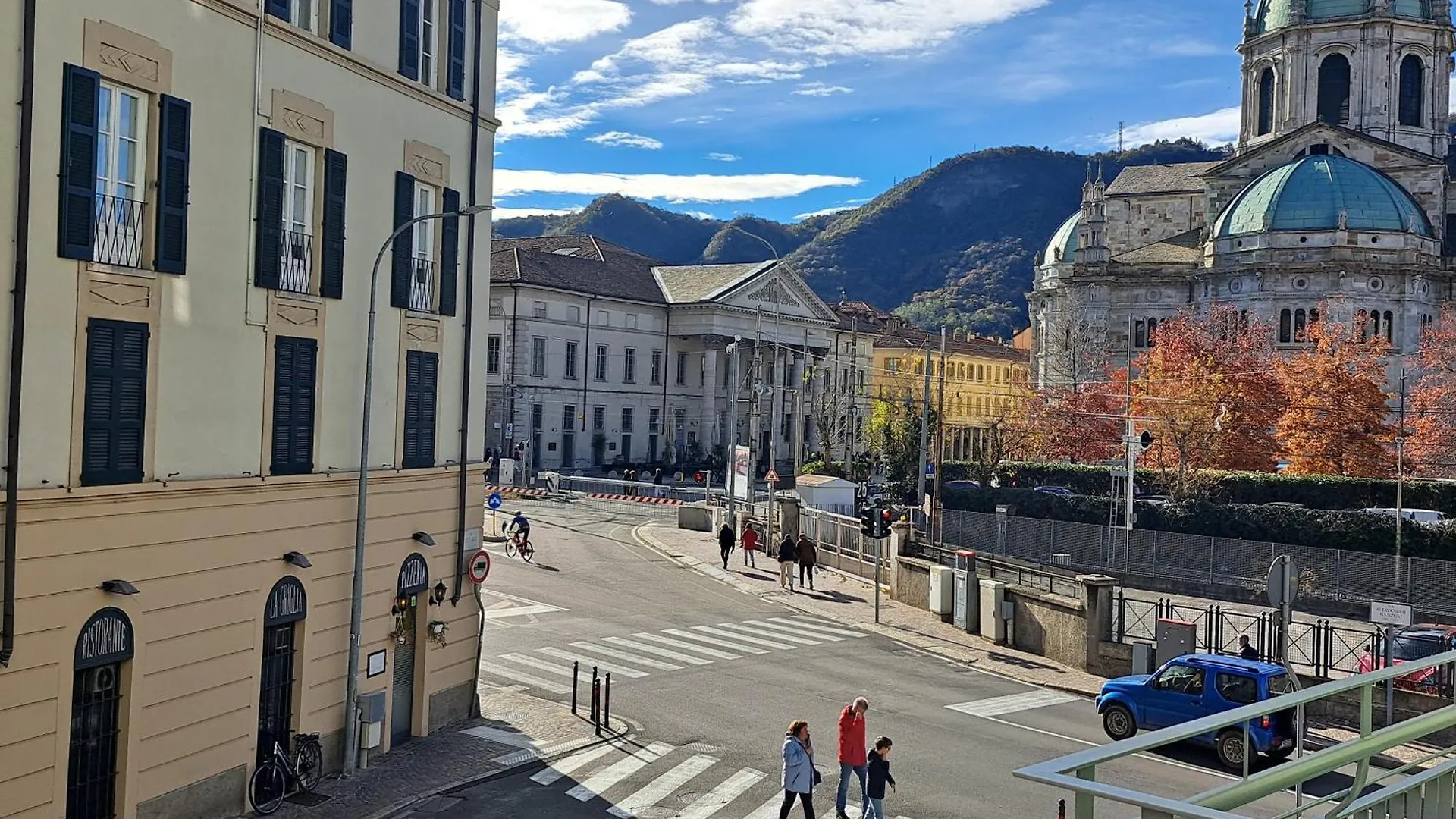 The Window On The Theatre And The Cathedral - Luxury Apartment كومو